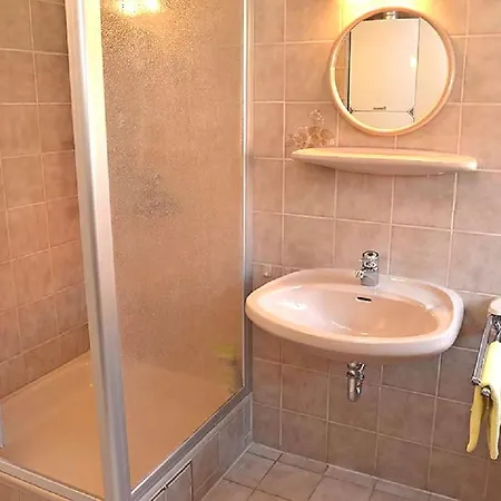 Genussvolle Auszeit Beim Winzer- Meerspinne *